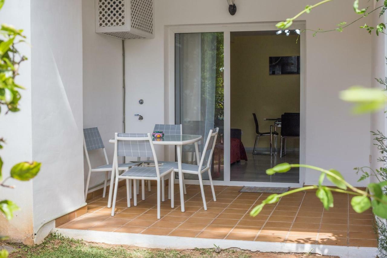 1Br Beachfront Complex - Mi Capricho Sitio de Calahonda Exterior foto